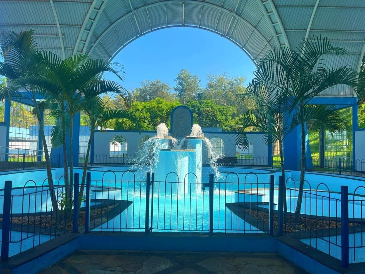 Avenida Charme Hotel Águas de São Pedro Bagian luar foto